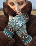 Unique – Hand-knitted gloves made of pure Shetland wool – Fair Isle pattern – warm & soft – one-of-a-kind